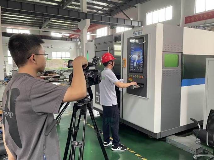 1725262075764700.jpg 1725262075764700.jpg